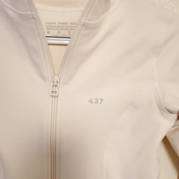 437 The Curve Jacket Crop Full Zip In Craam Sz XS - Picture 5 of 12